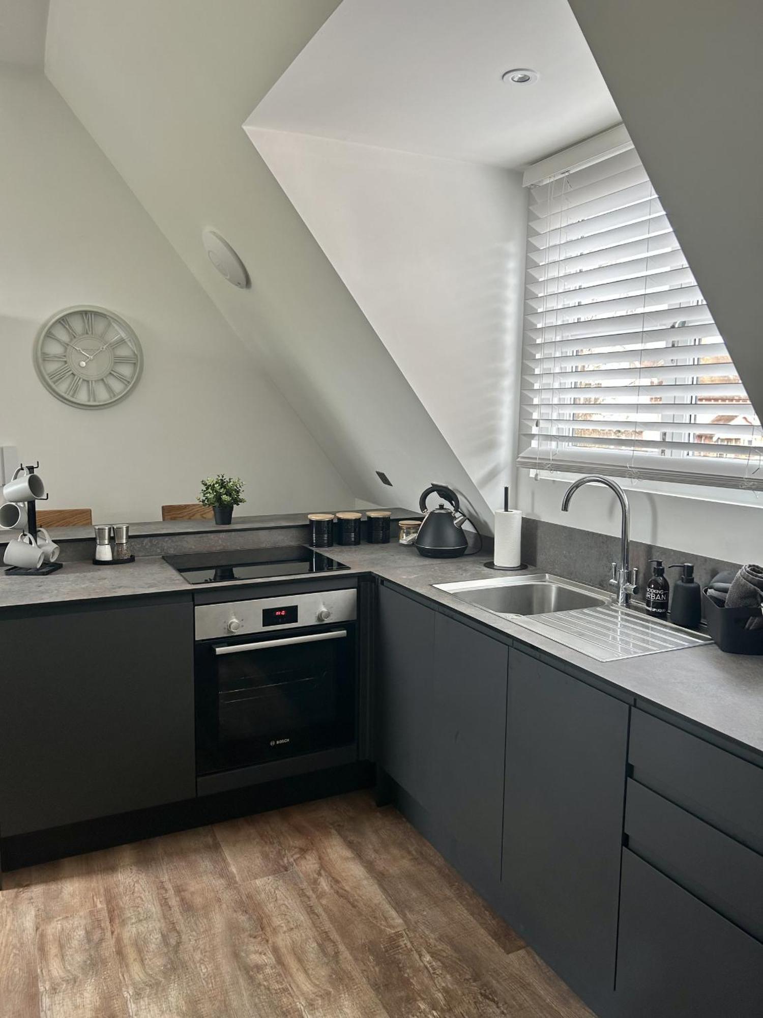 Urban At Stisted Apartment *